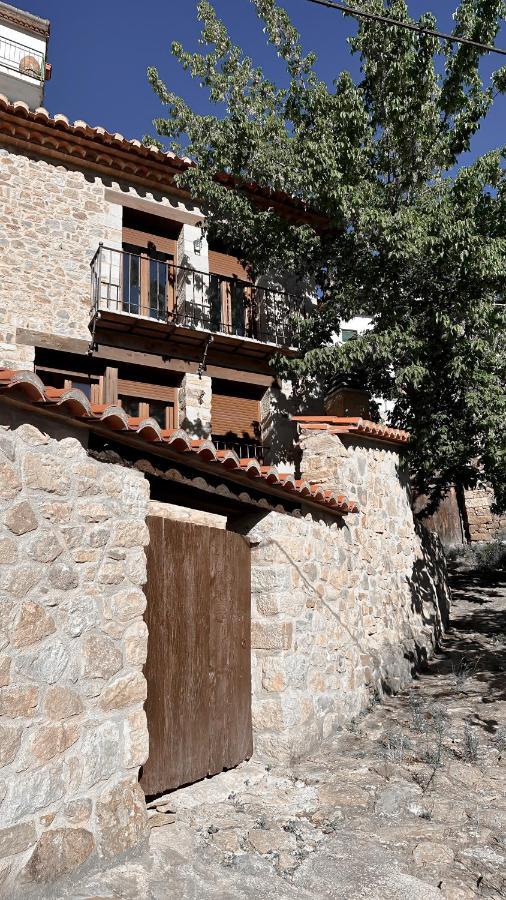 La Casa De La Acacia Leilighet Olba Eksteriør bilde